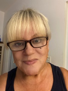 Taken 2022 at home in my work room during a coffee break.